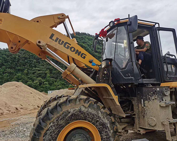 裝載機(jī)電子秤的維護(hù)