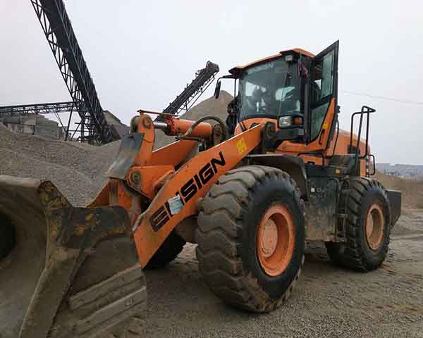 裝載機秤靜態(tài)稱重特點有哪些?