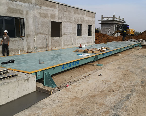 洛陽(yáng)新安天然氣公司3.4/18米80噸地磅