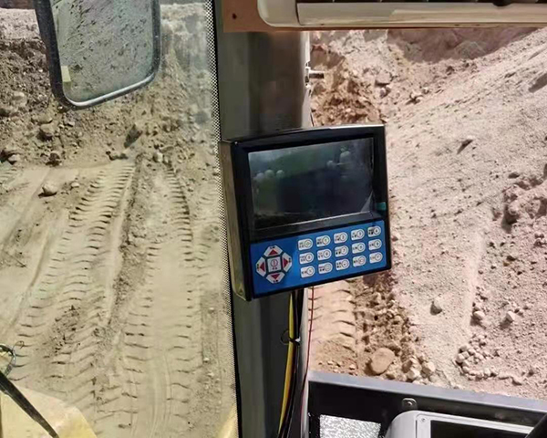 山西鏟車(chē)秤報(bào)價(jià)、長(zhǎng)治鏟車(chē)秤c